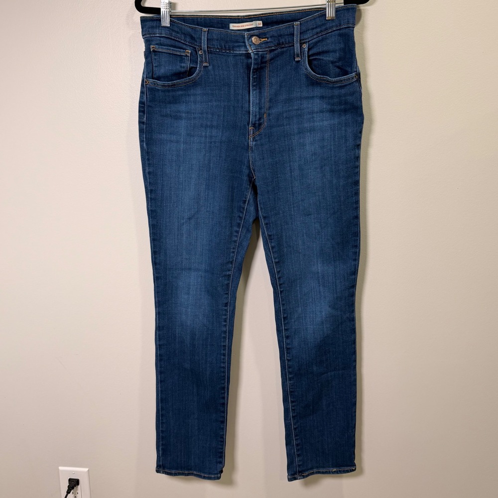 Levi's 724 High Rise Straight Denim Blue Jeans (32x30) Classic Clean Dark Wash - Picture 2 of 15